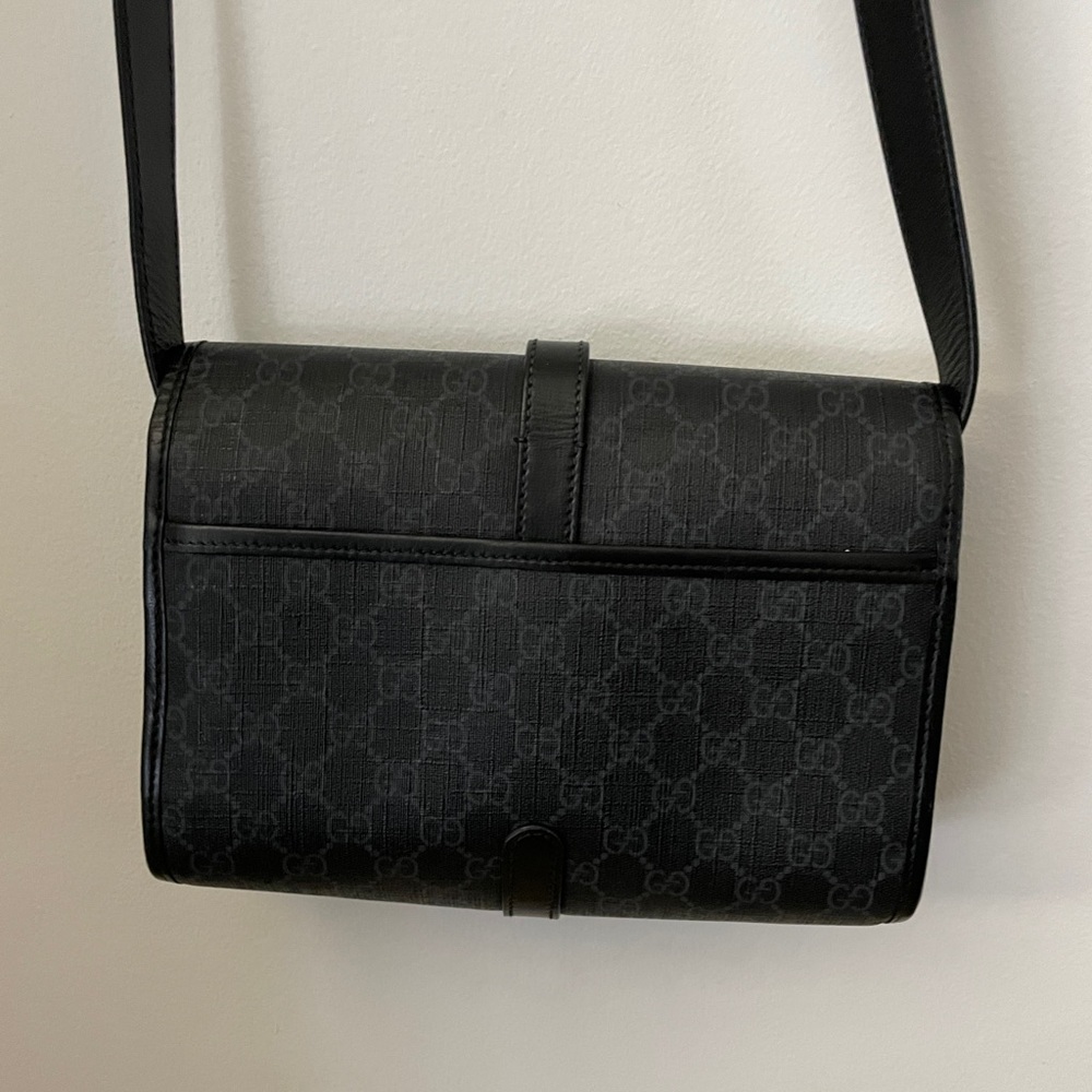 Gucci Black Shoulder Bag - Picture 3 of 13
